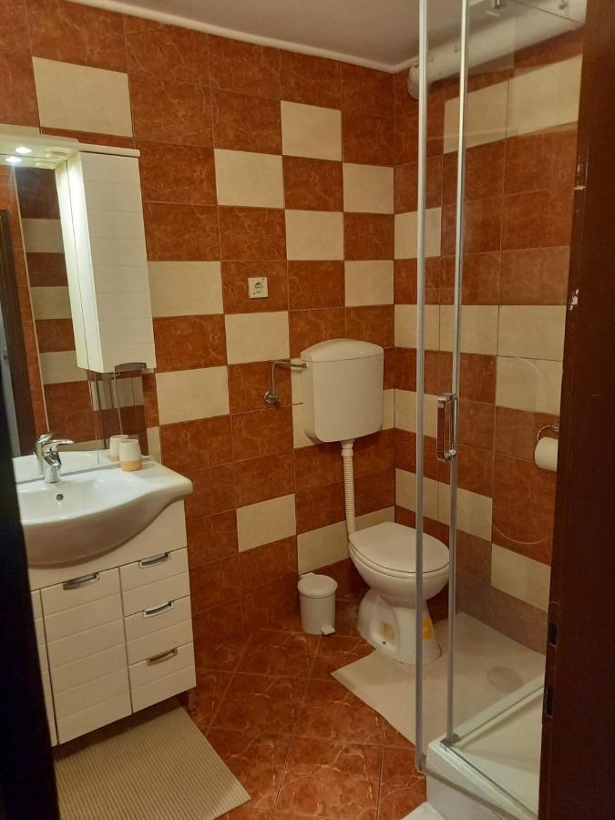 Old Town Apartment Murter Esterno foto