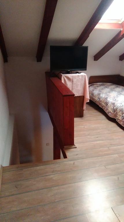 Old Town Apartment Murter Esterno foto